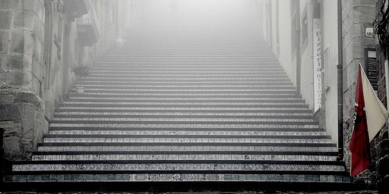 深圳鸿创6:以智能硬件创新驱动未来,引领电子产品研发新浪潮